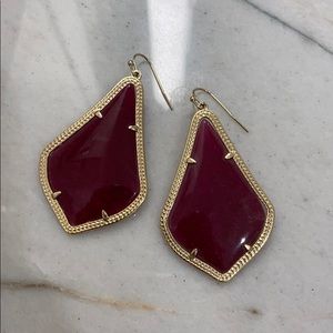 COPY - kendra scott gold drop earrings